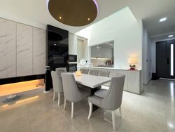 Oasis @ Mulberry (D13), Terrace #574253971